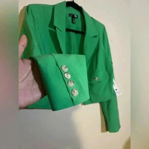 AQUA Women’s Cropped Linen Blend Blazer Flap  Pockets Button Front - NWT - Picture 6 of 10